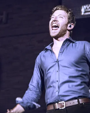 Brett Eldredge Boston