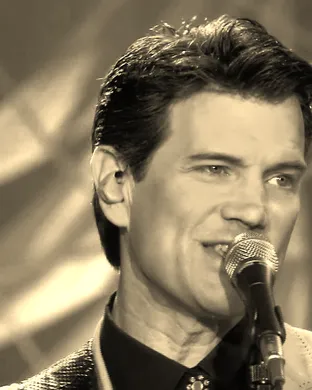Chris Isaak Cranston
