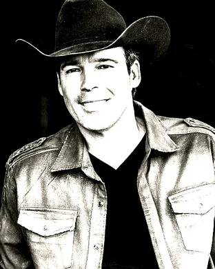 Clay Walker Lynn