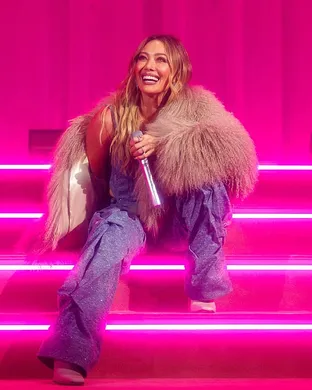Hilary Duff Mansfield