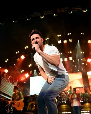 Jake Owen Cohasset
