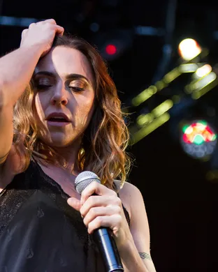 Melanie C Boston