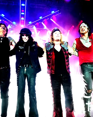 Motley Crue Mansfield