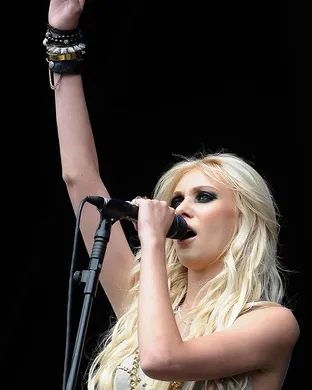The Pretty Reckless Boston